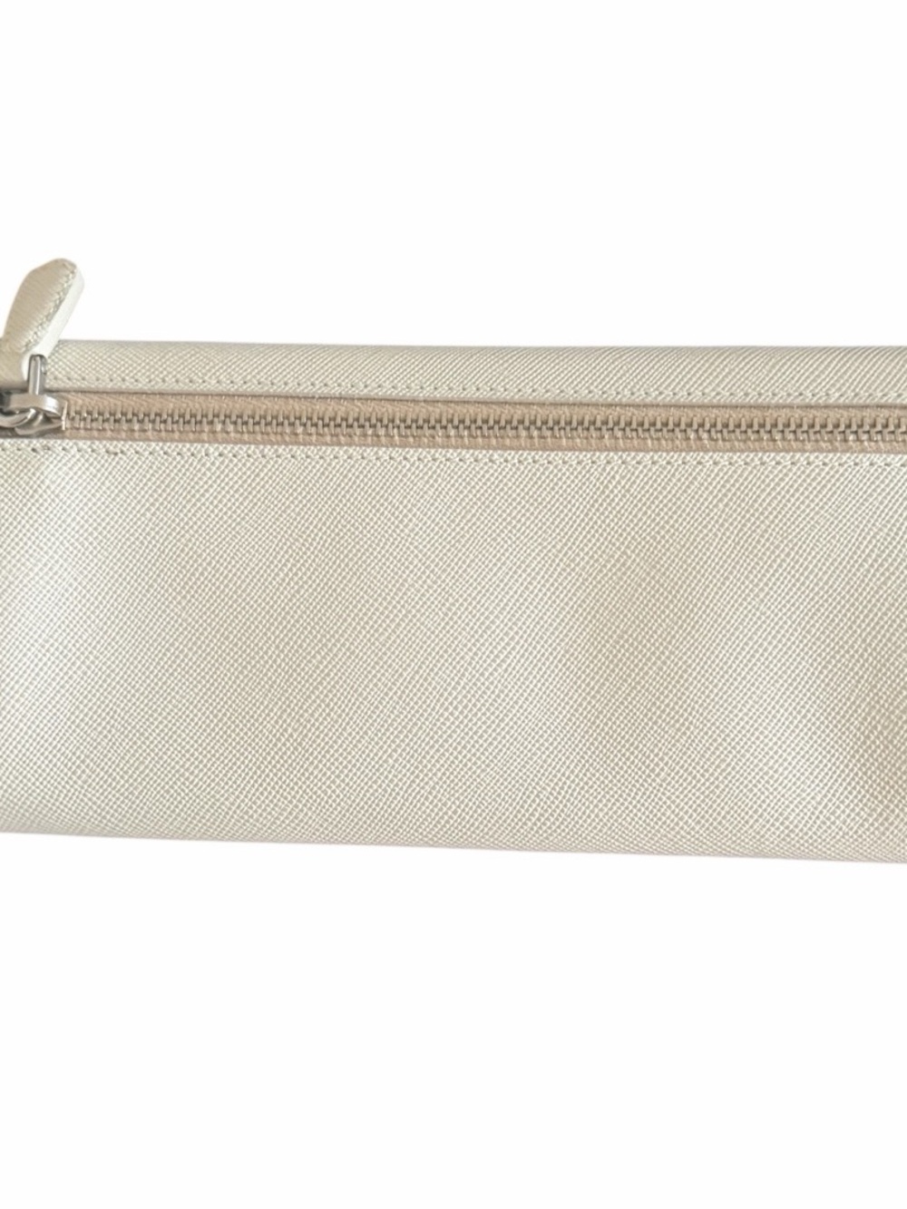 PRADA off-white Saffiano leather continental wallet in its original box Italy - Picture 5 of 11